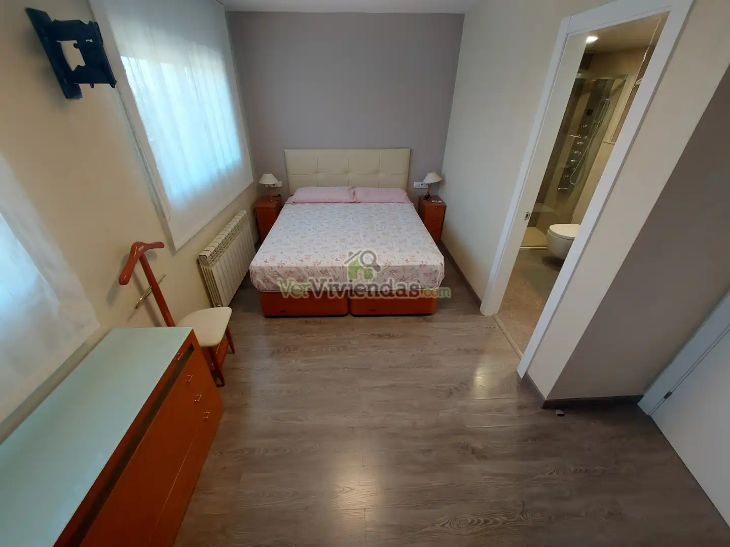 Habitación de Casa adosada en venta en Martorell con Aire acondicionado, Calefacción y Jardín privado