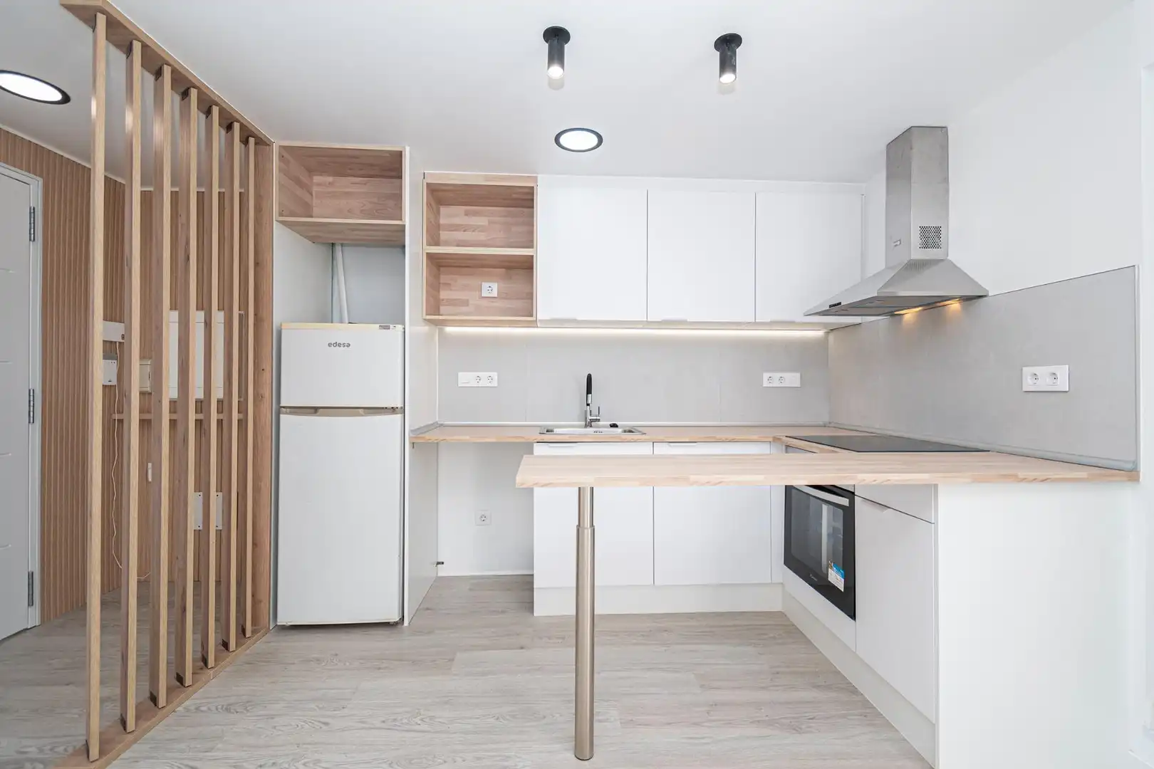 Cuina de Casa o xalet en venda en  Palma de Mallorca amb Jardí privat i Terrassa