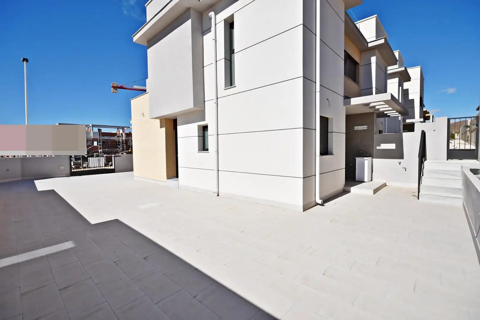 Vista exterior de Casa o xalet en venda en Mazarrón amb Piscina