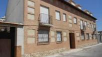 Exterior view of Apartment for sale in Villarta de San Juan  with Terrace and Swimming Pool