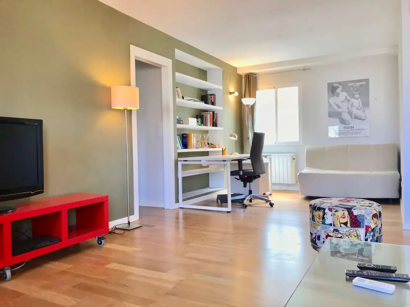 Sala de estar de Apartamento para compartir en  Valencia Capital con Aire acondicionado, Calefacción y Terraza