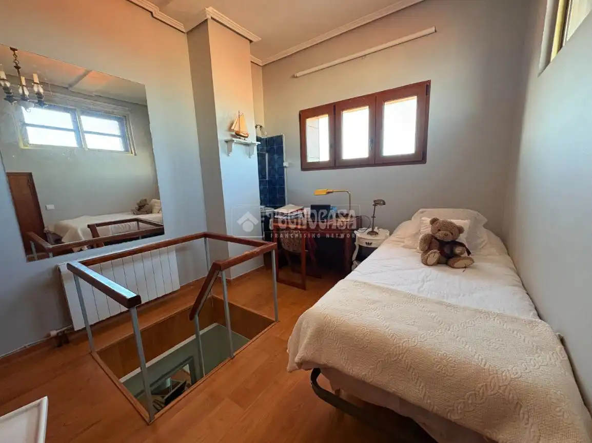 Habitación de Piso en venta en Santander con Calefacción