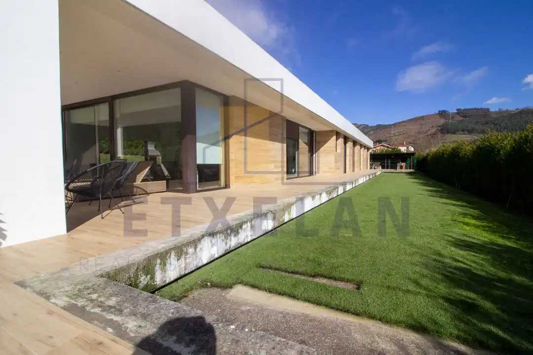 Exterior view of Houses for sale in Berriz  with Heating, Private garden and Swimming Pool