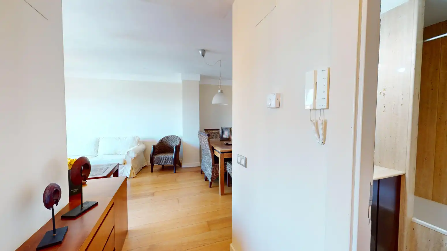 Vista exterior de Piso en venta en Santoña