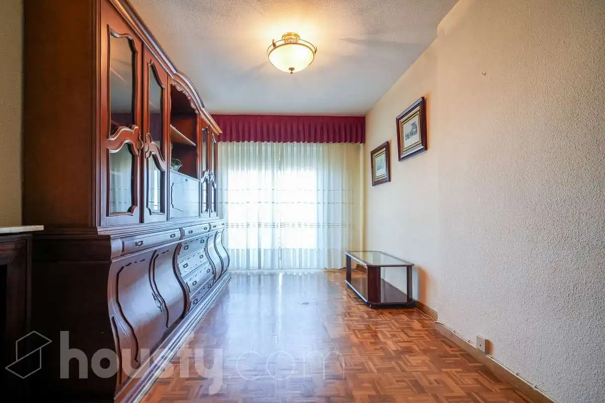 Living room of Flat for sale in Madrid  with Heating, Terrace and Storage room