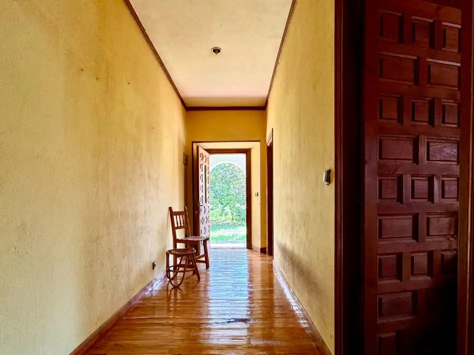 Casa rústica amb jardí en venda a Barrio Baldelazón 8, imagen 12