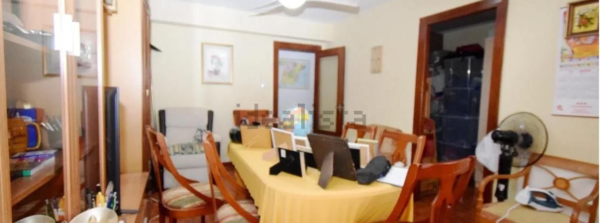 Menjador de Pis en venda en Torrent amb Aire condicionat