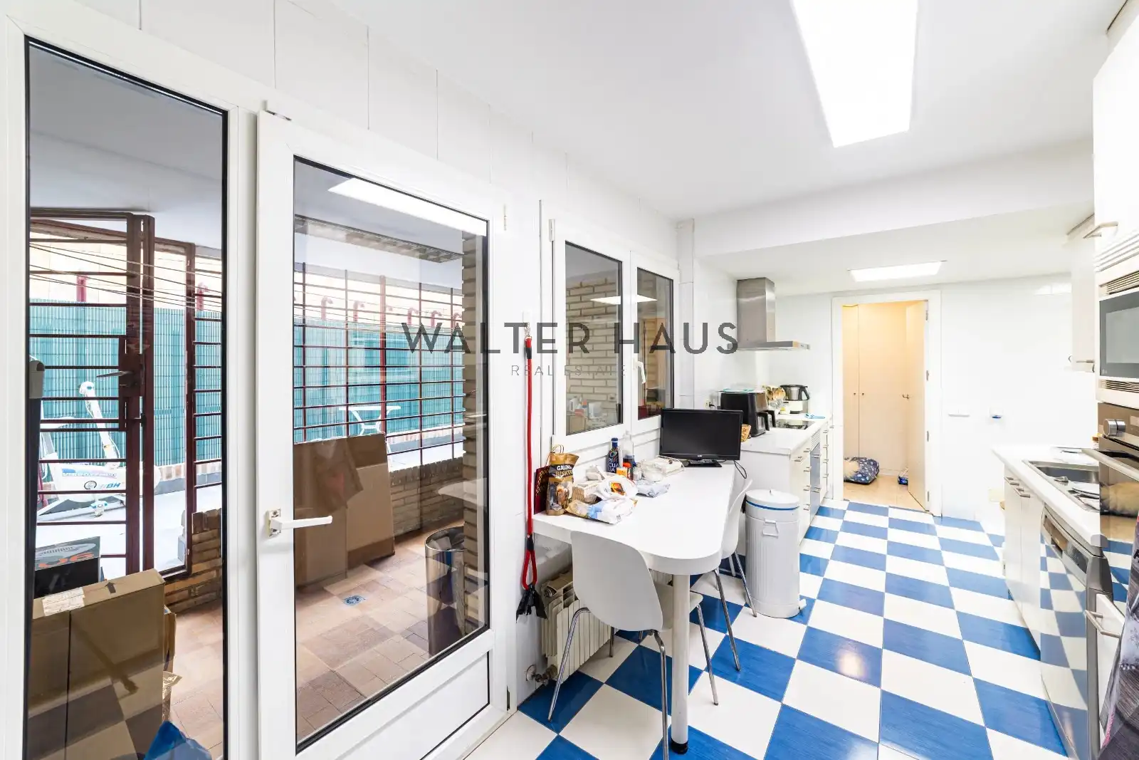 Flat for sale in Madrid  with Air Conditioner, Heating and Terrace