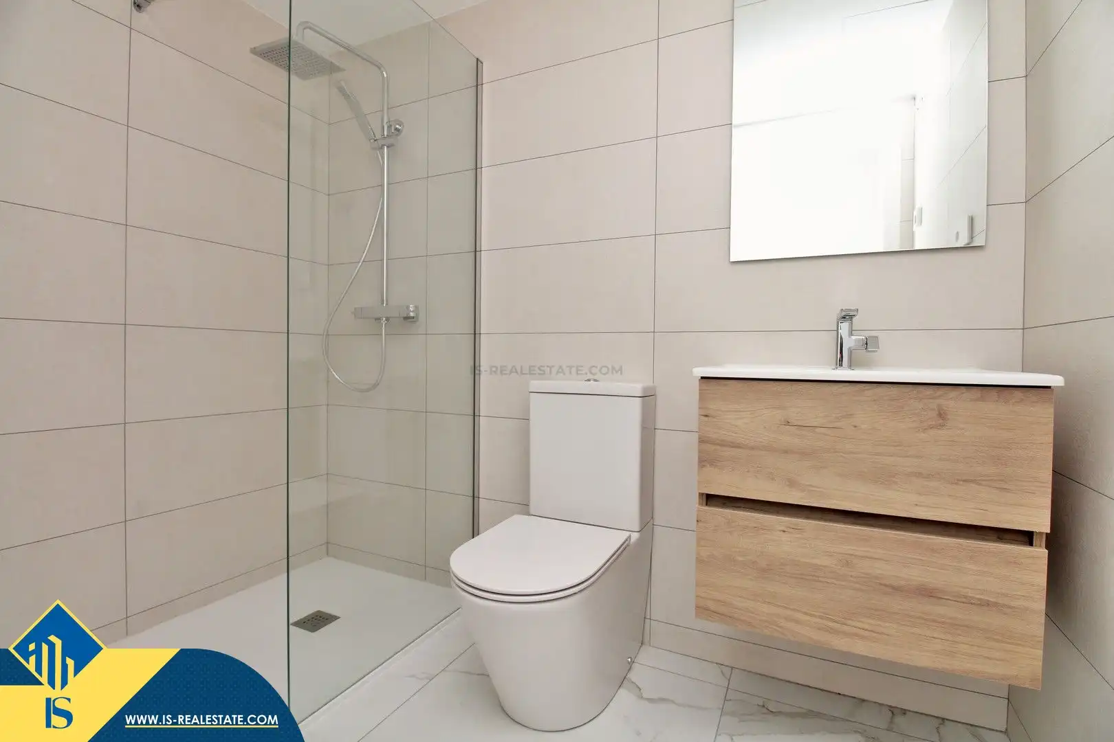 Bathroom of Flat for sale in Orihuela  with Terrace, Furnished and Oven