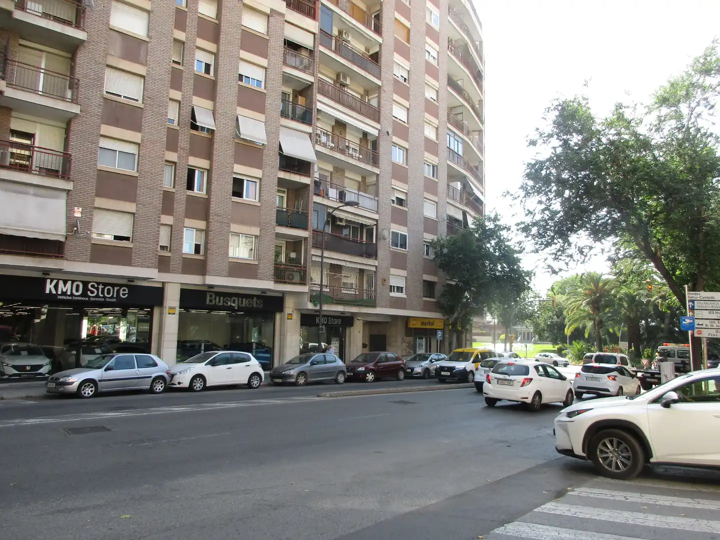 Vista exterior de Piso en venta en Reus con Aire acondicionado, Calefacción y Amueblado