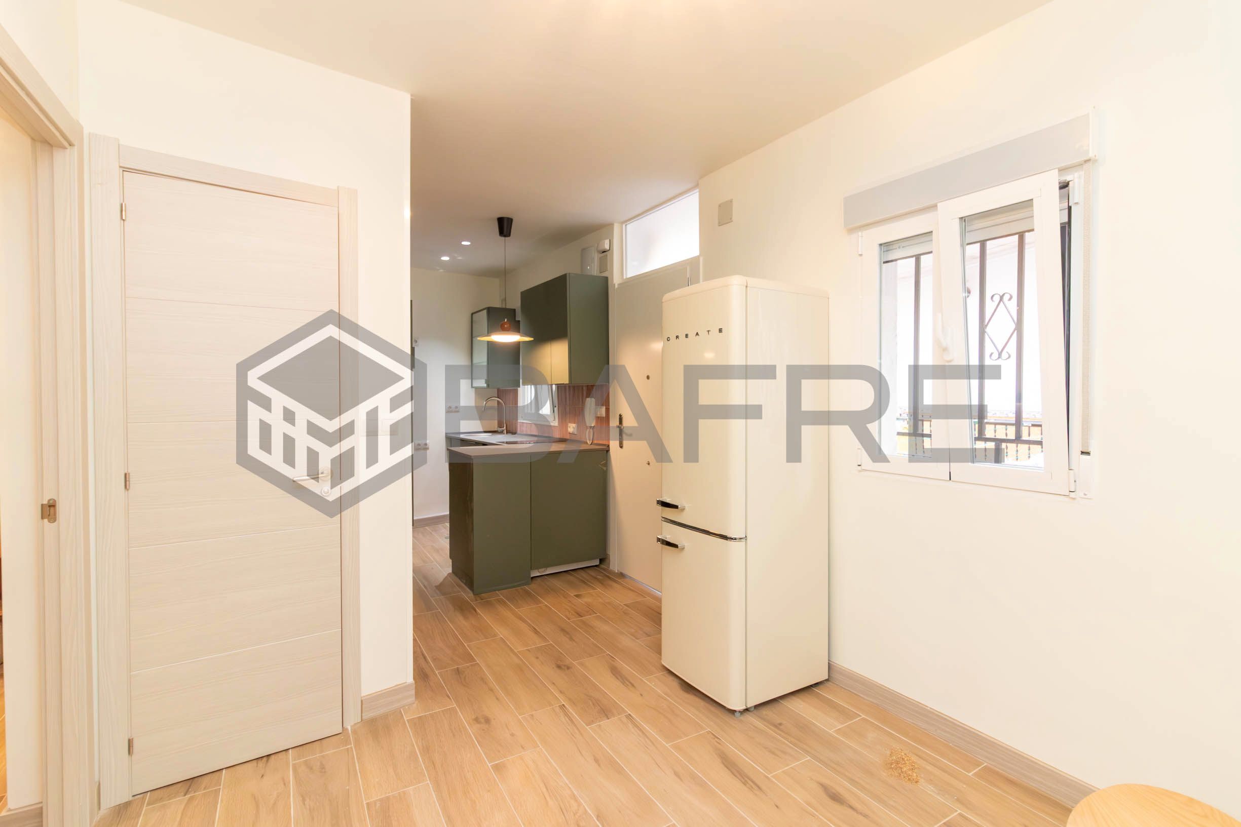 Kitchen of Flat for sale in  Madrid Capital  with Heating