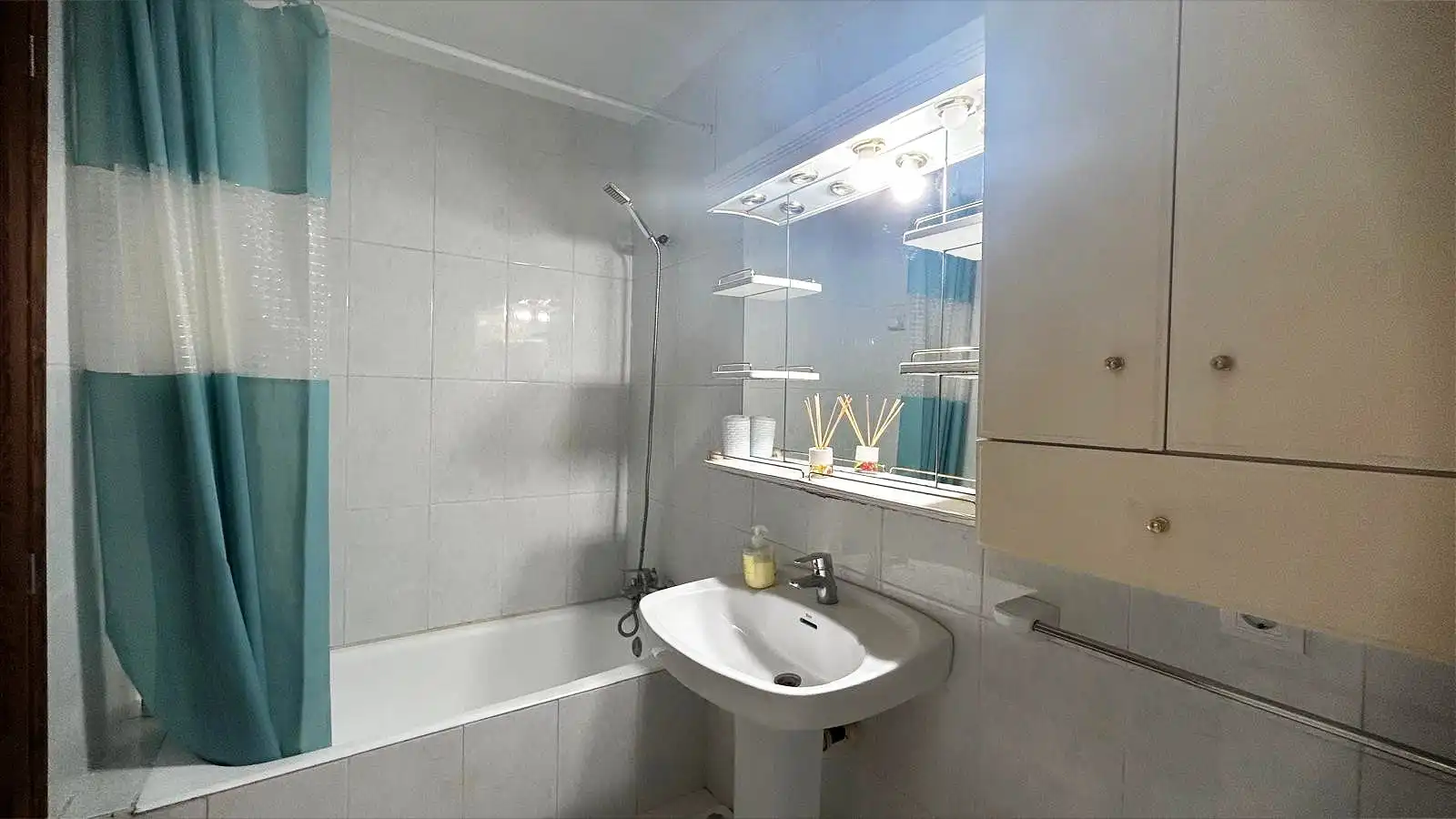 Bathroom of Houses for sale in Petra  with Private garden
