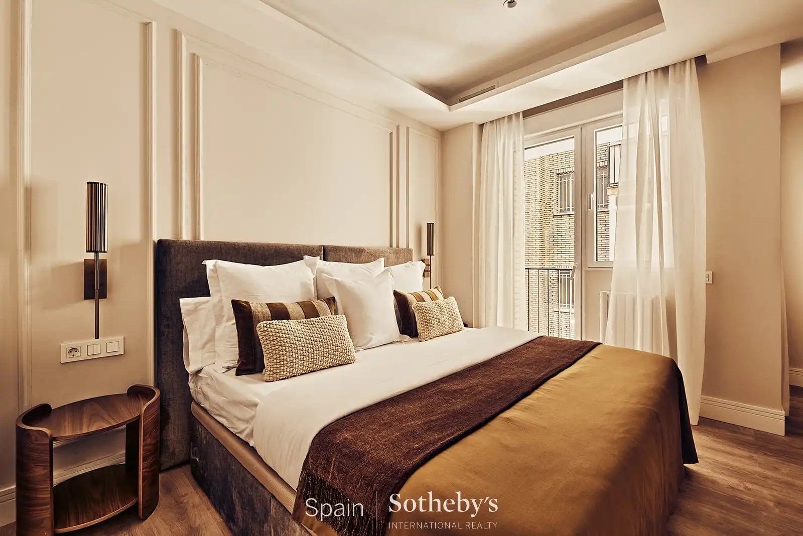 Bedroom of Apartments for sale in Madrid  with Air Conditioner, Heating and Terrace