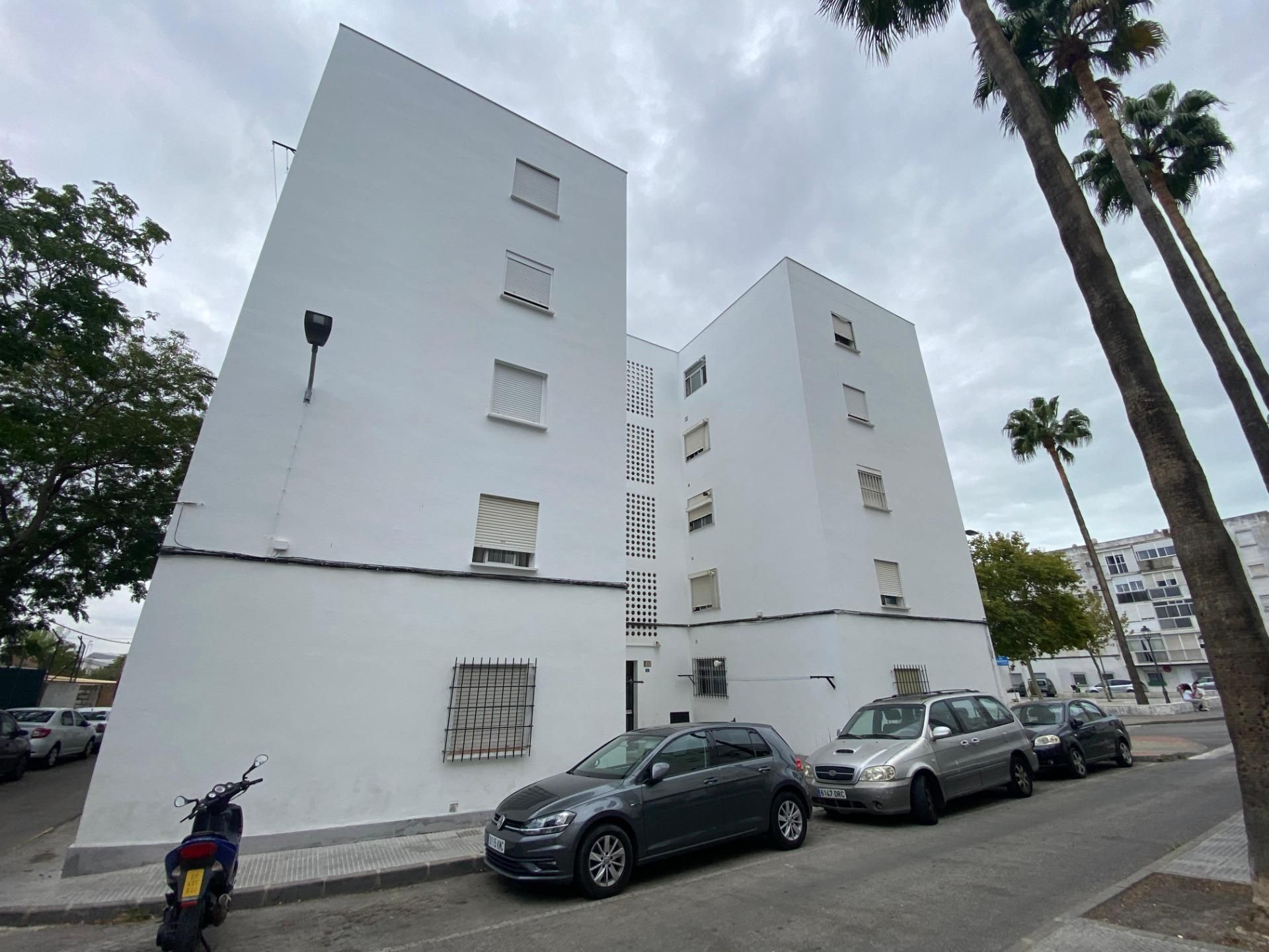 Vista exterior de Piso en venta en El Puerto de Santa María con Balcón