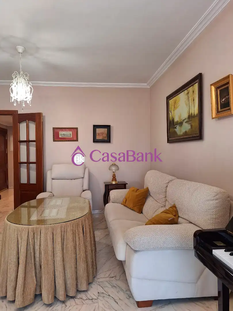 Piso con ascensor en venta en Poniente-Sur, imagen 3