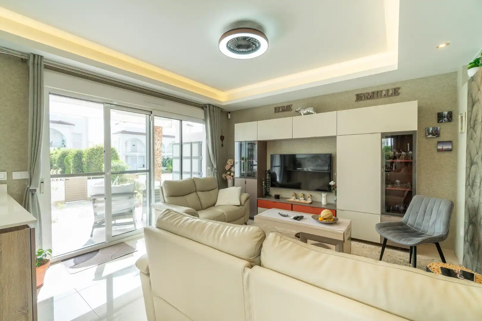 Living room of Ground floor for sale in Rojales  with Terrace, Storage room and Swimming Pool