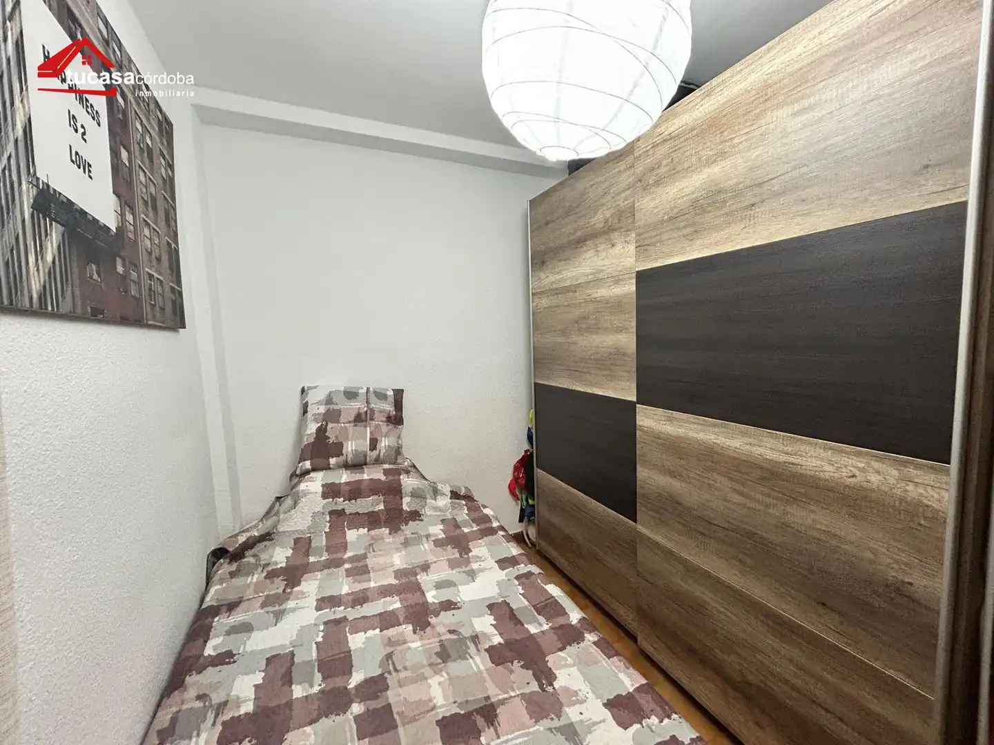 Bedroom of Flat for sale in Córdoba  with Air Conditioner