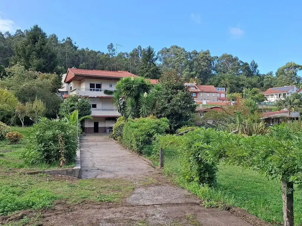 Vista exterior de Casa o chalet en venta en Vigo  con Jardín privado, Parquet y Terraza