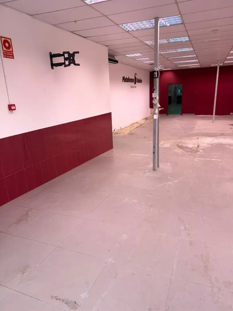 Gewerbefläche zur Miete in Carrer de Solsona 104, imagen 9
