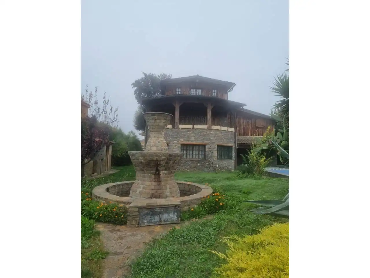 Chalet con jardín en venta en Calle Sant Ermengol