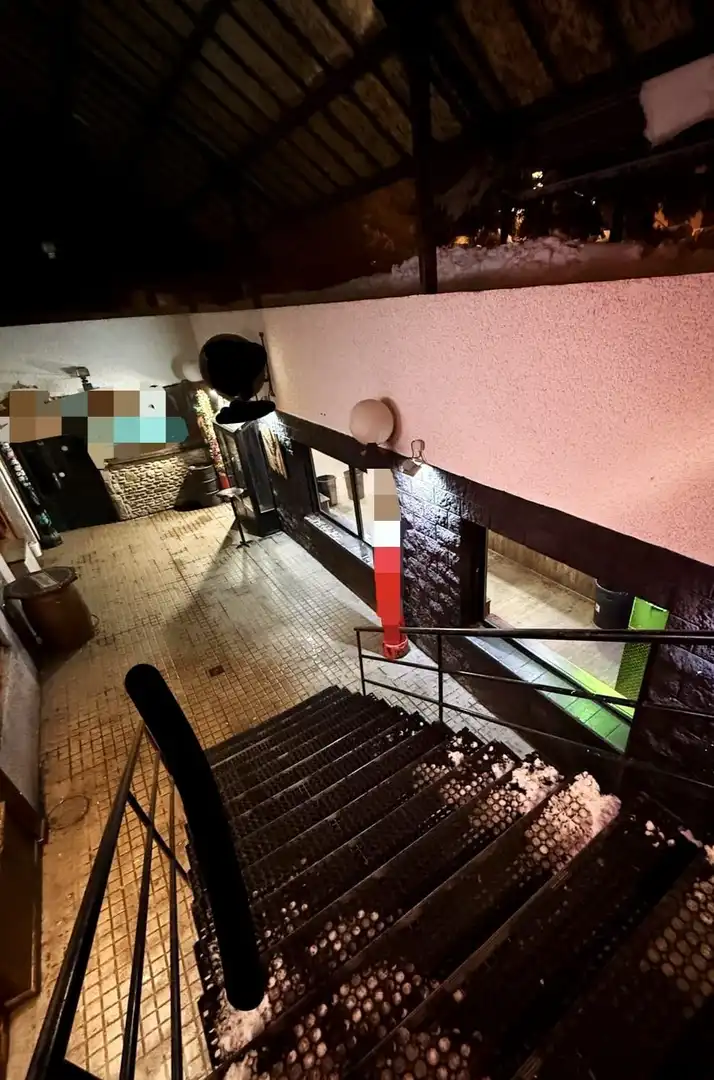 Commercial properties for sale in Sallent de Gállego  with Air Conditioner and Furnished