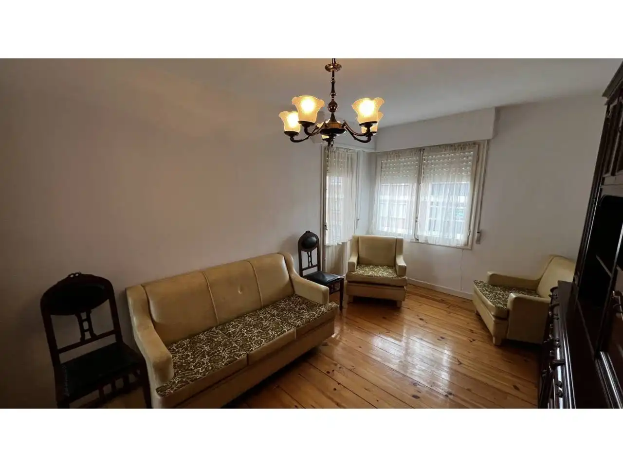 Living room of Flat for sale in Espinosa de los Monteros  with Furnished and Balcony