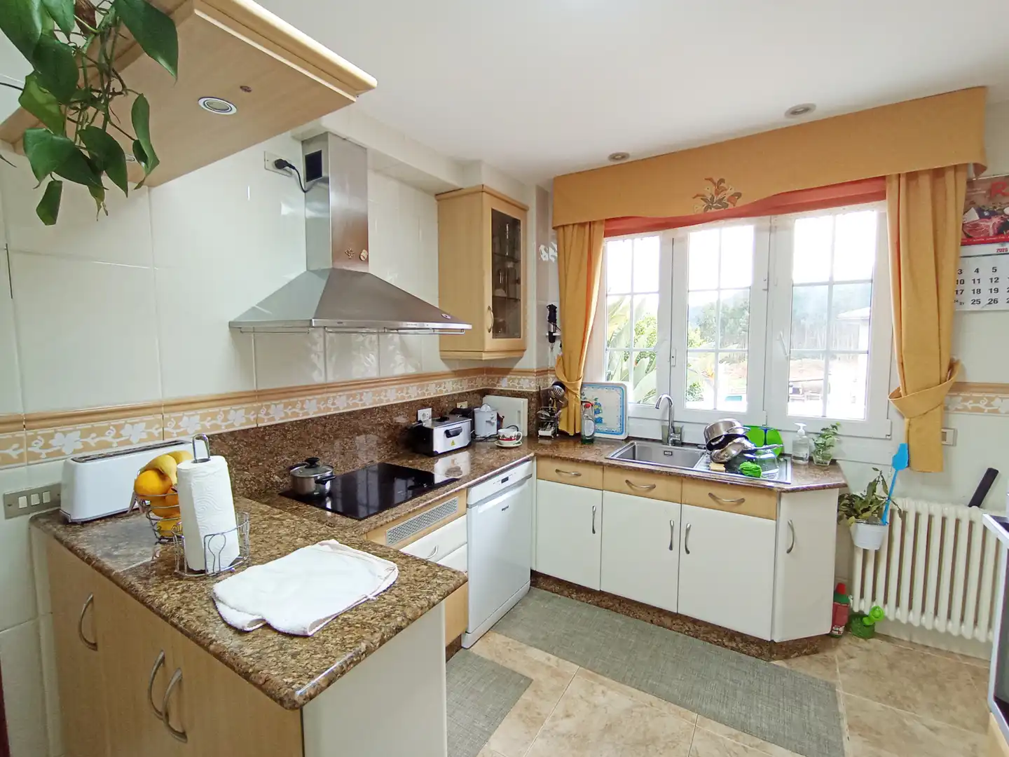 Kitchen of Houses for sale in Coirós  with Heating, Private garden and Parquet flooring