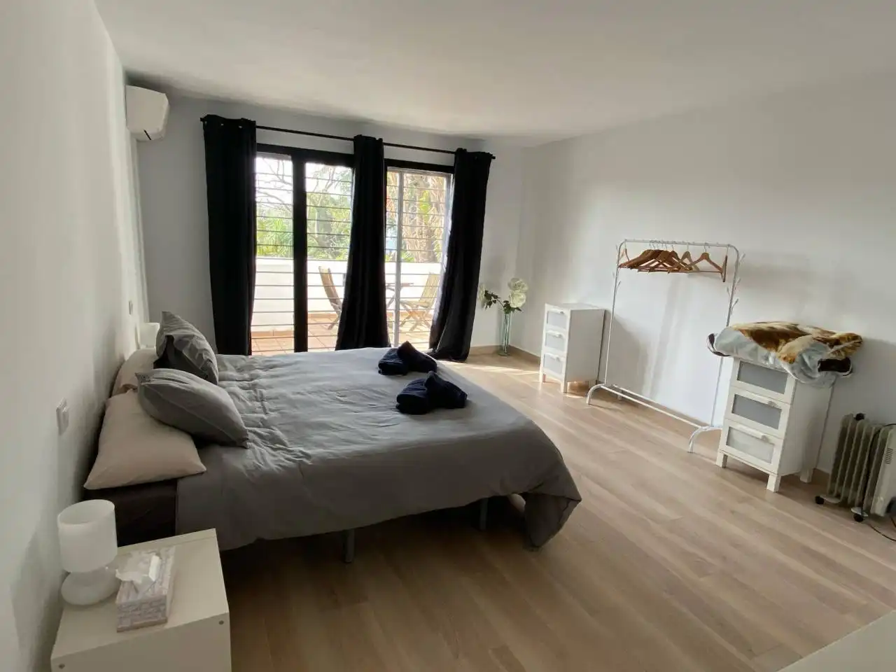 Dúplex en venta en Calle Santiago de Compostela, Sotogrande Costa