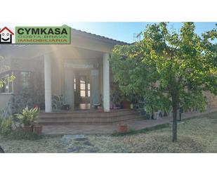 Vista exterior de Casa o xalet de lloguer en Tordera amb Calefacció, Jardí privat i Terrassa