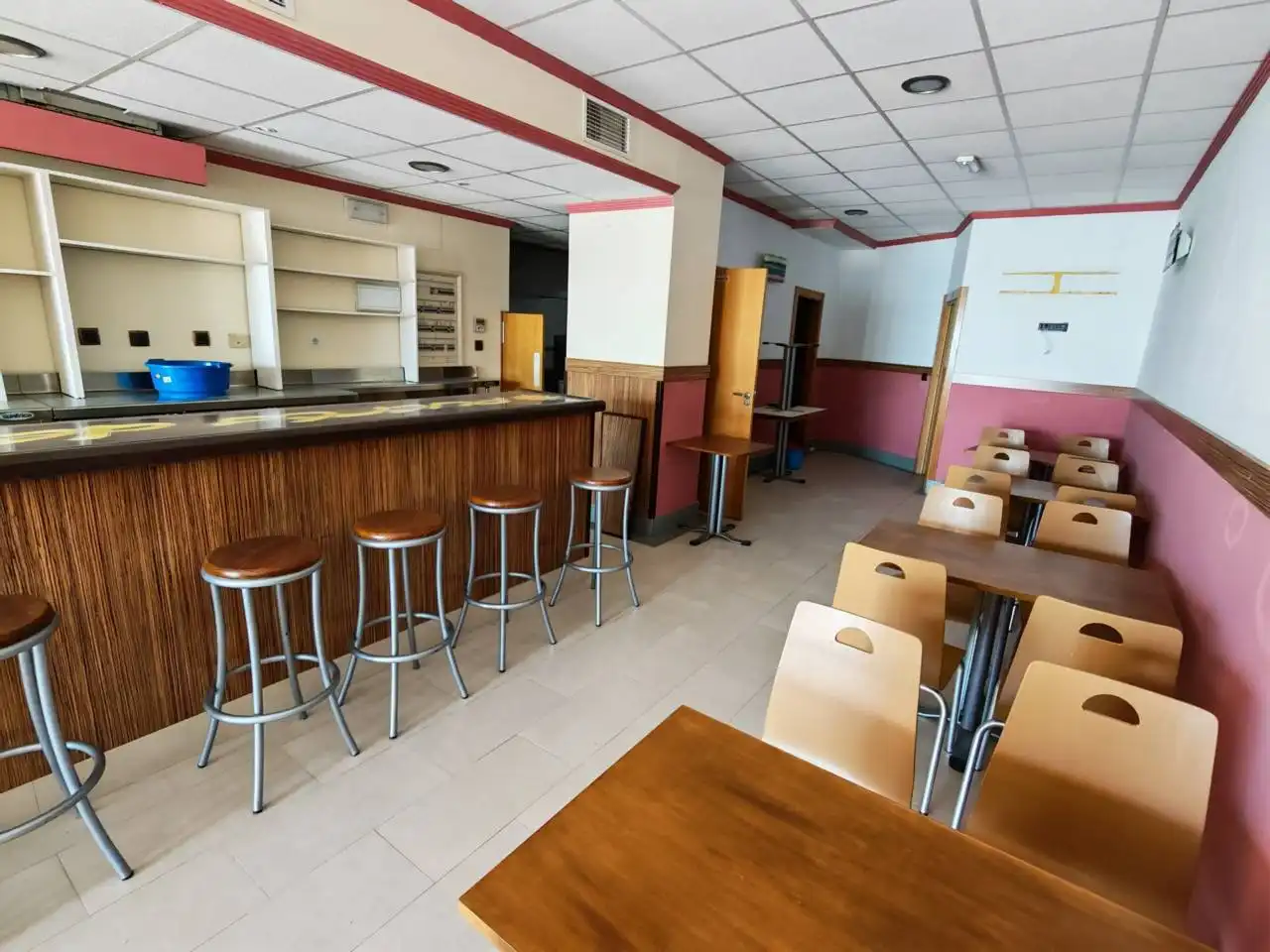 Business premises for sale in Paseo CALETILLA 4, imagen 11