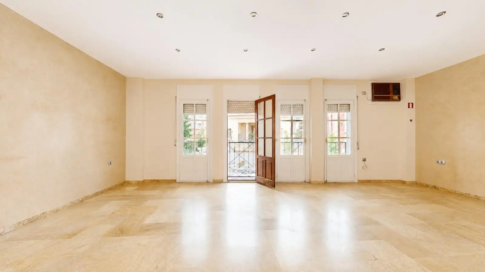 Apartamento en alquiler en Plaza CONSTITUCION 3