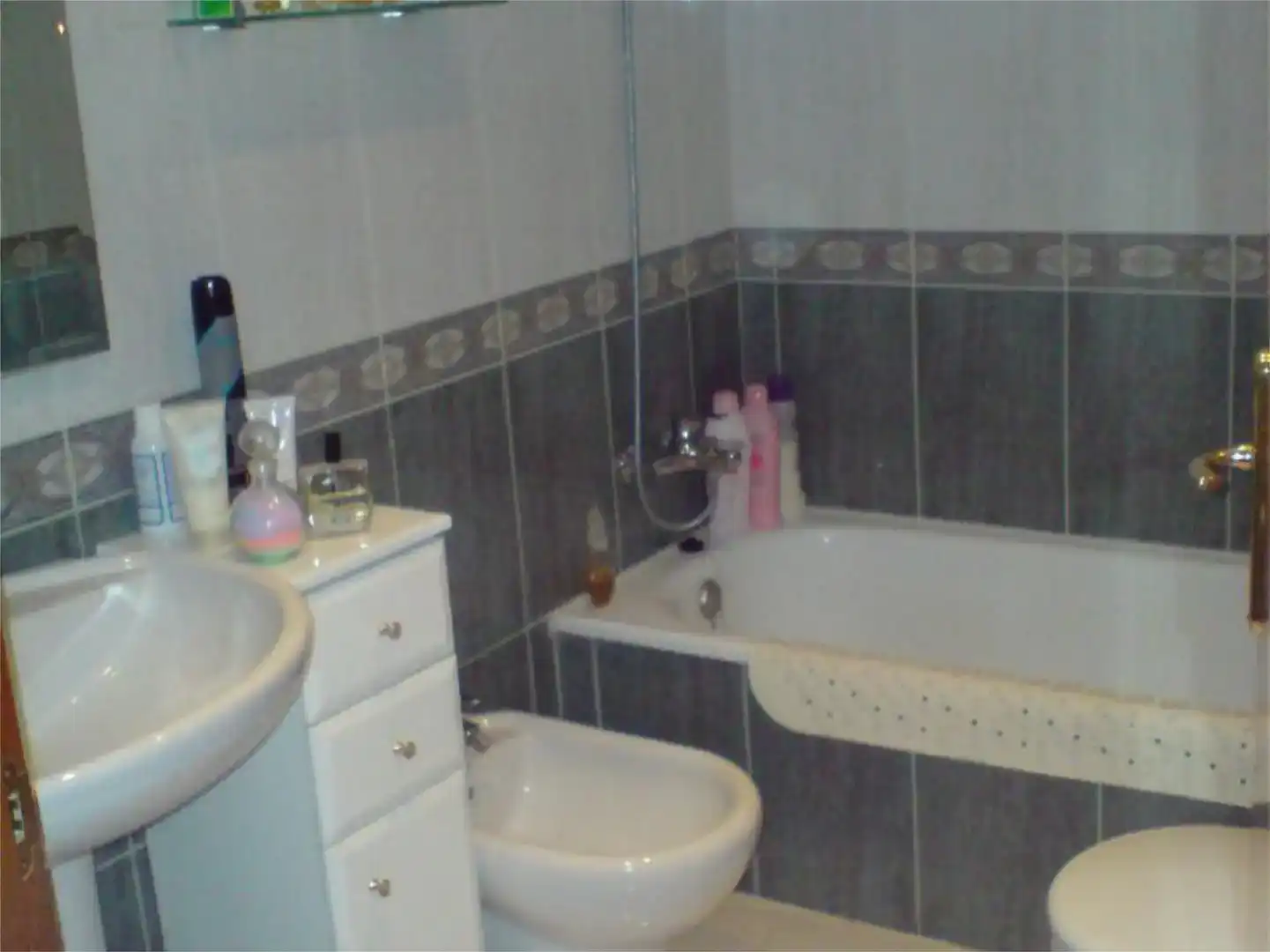 Bathroom of Flat for sale in Salt  with Balcony