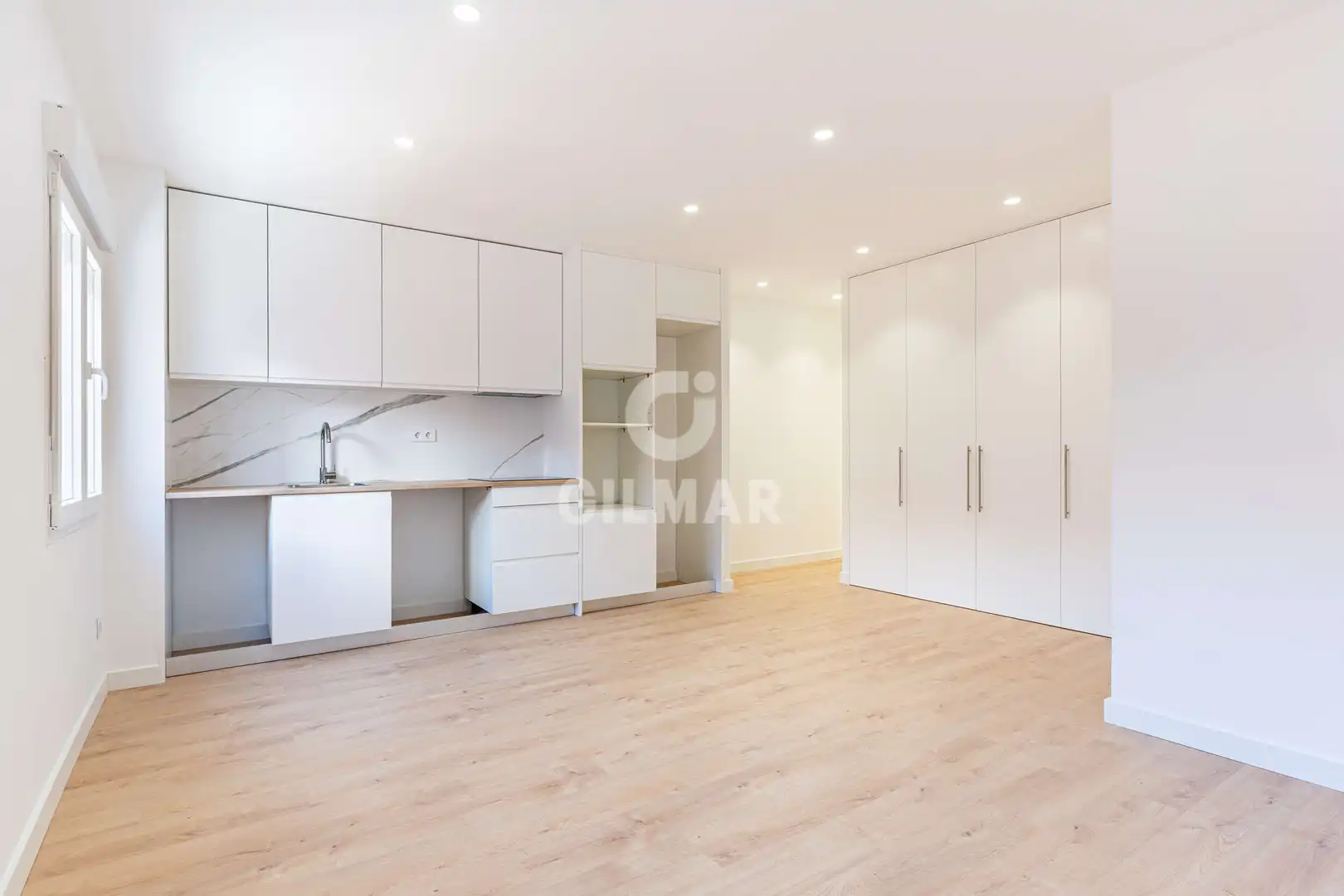 Bedroom of Flat for sale in Madrid  with Heating
