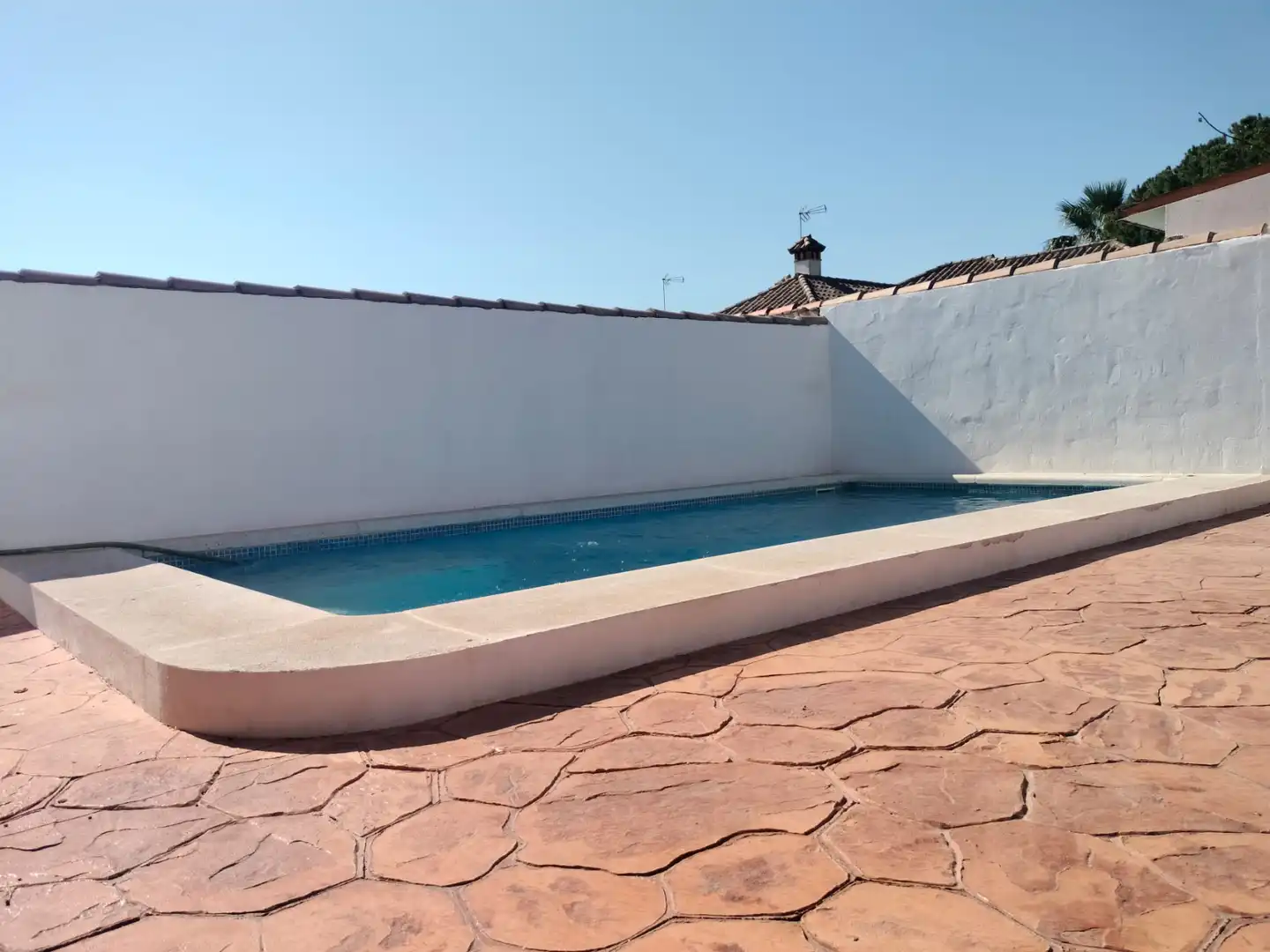 Chalet con piscina en venta en Las Lagunas - Campano