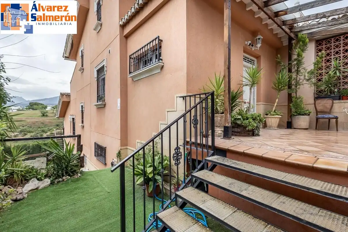 Detached house with terrace for sale in Calle Calle Sauce, imagen 5
