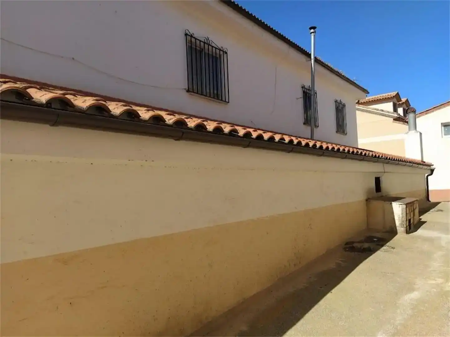 Vista exterior de Piso en venta en Ausejo con Jardín privado, Trastero y Amueblado
