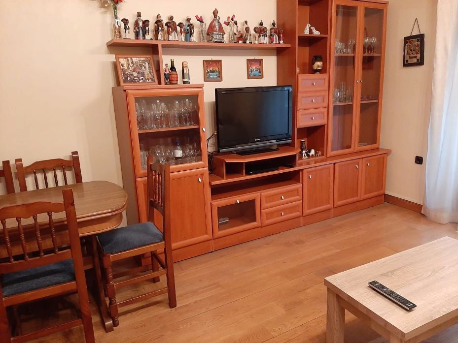 Living room of Flat to rent in  Pamplona / Iruña  with Heating, Furnished and Oven