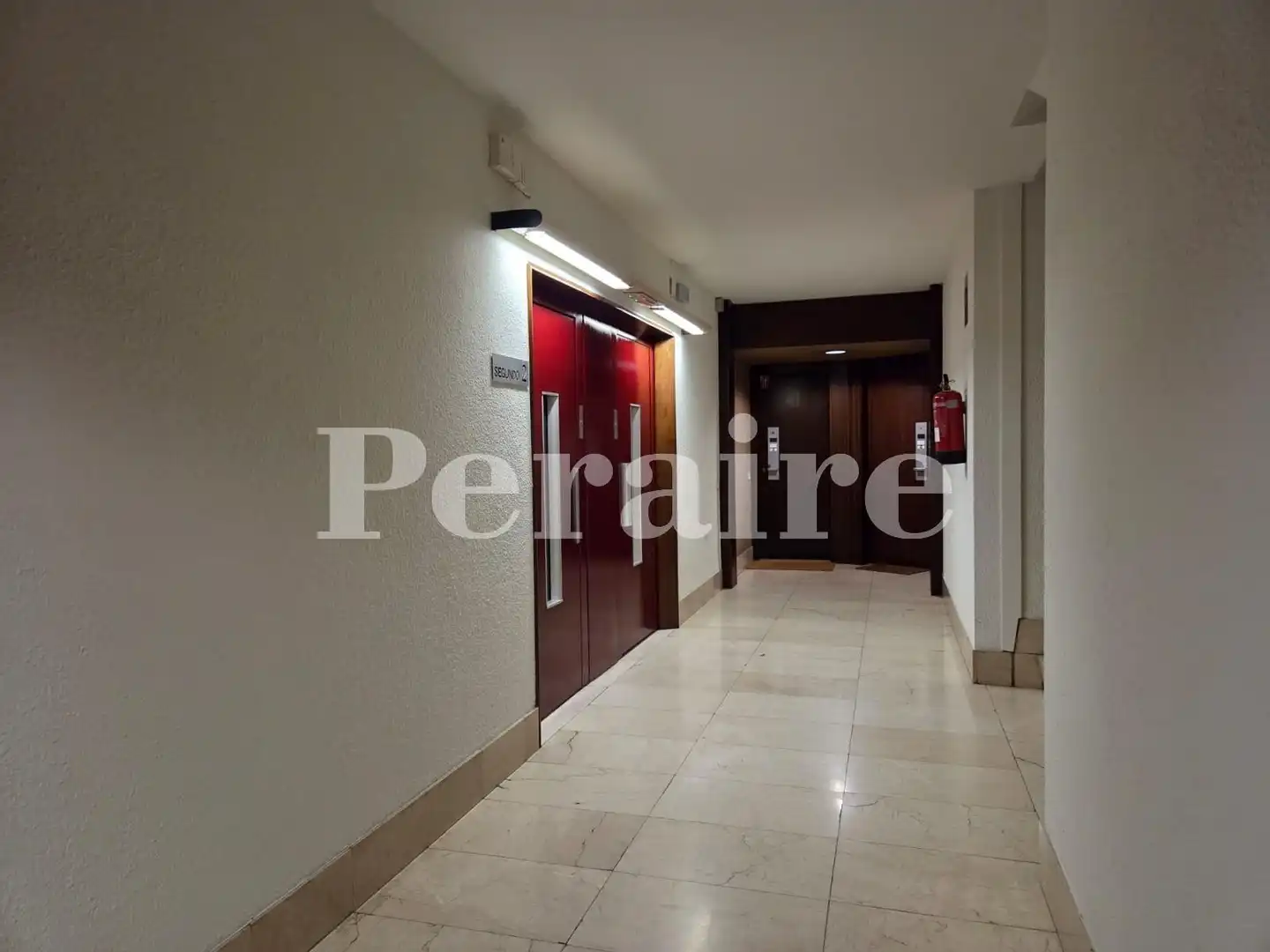 Piso de alquiler en TRAVESSERA DE DALT, 56, La Salut