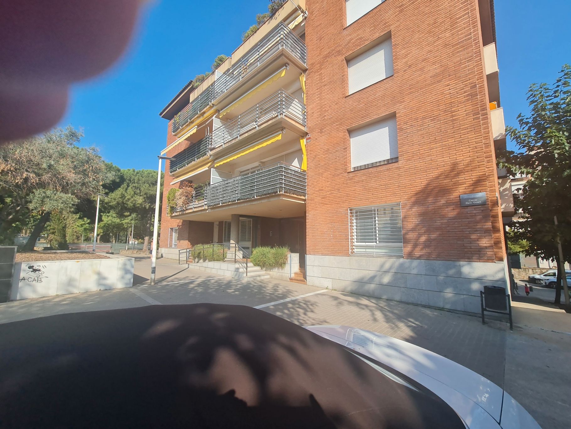 Exterior view of Flat for sale in Sant Feliu de Llobregat  with Heating, Terrace and Oven