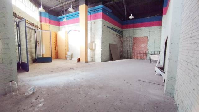 Local comercial en Venta en Lago en La Almozara