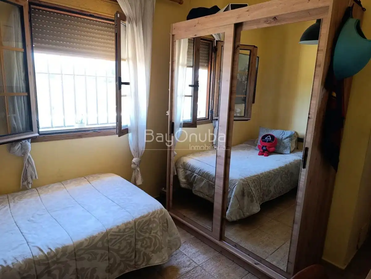 Schlafzimmer von Residential zum Verkauf in Aljaraque