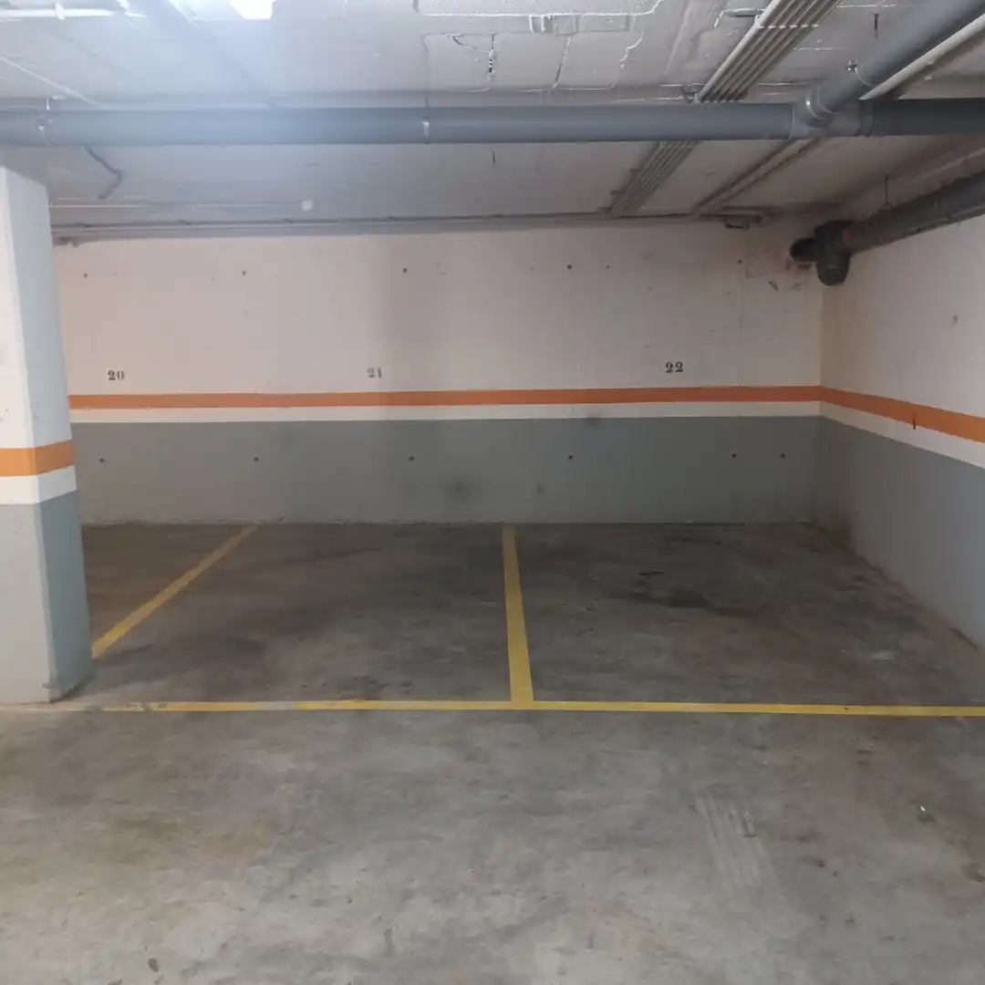 Parkplatz von Garage zum Verkauf in Cunit