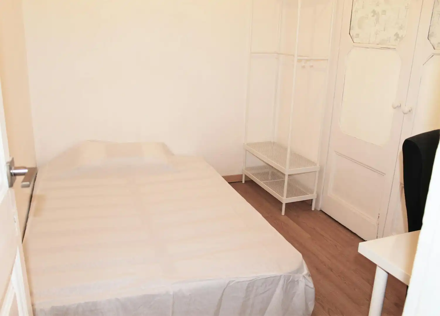 Habitación de Piso para compartir en  Barcelona Capital con Calefacción, Amueblado y Lavadora