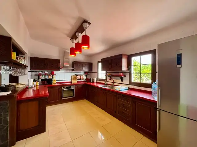 Cocina de Casa o chalet en venta en Antigua con Jardín privado, Terraza y Piscina