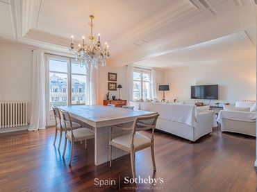 Apartament amb ascensor en venda a Carrer del Bon Pastor