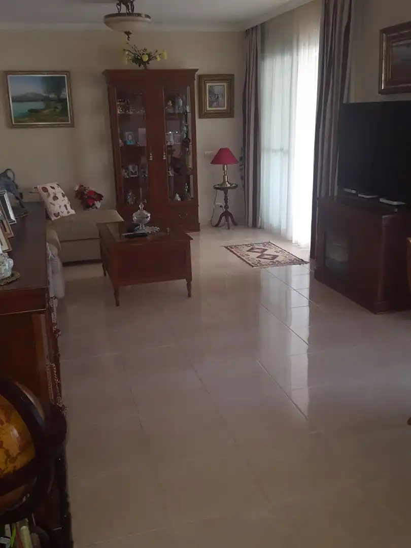 Ático con piscina en venta en Estepona Pueblo