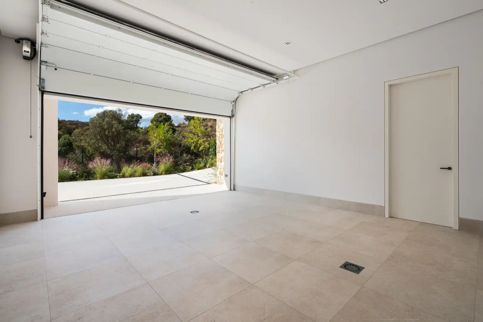 Villa mit Terrasse zum Verkauf in Urbanización Marbella Hill Club 18A, imagen 38