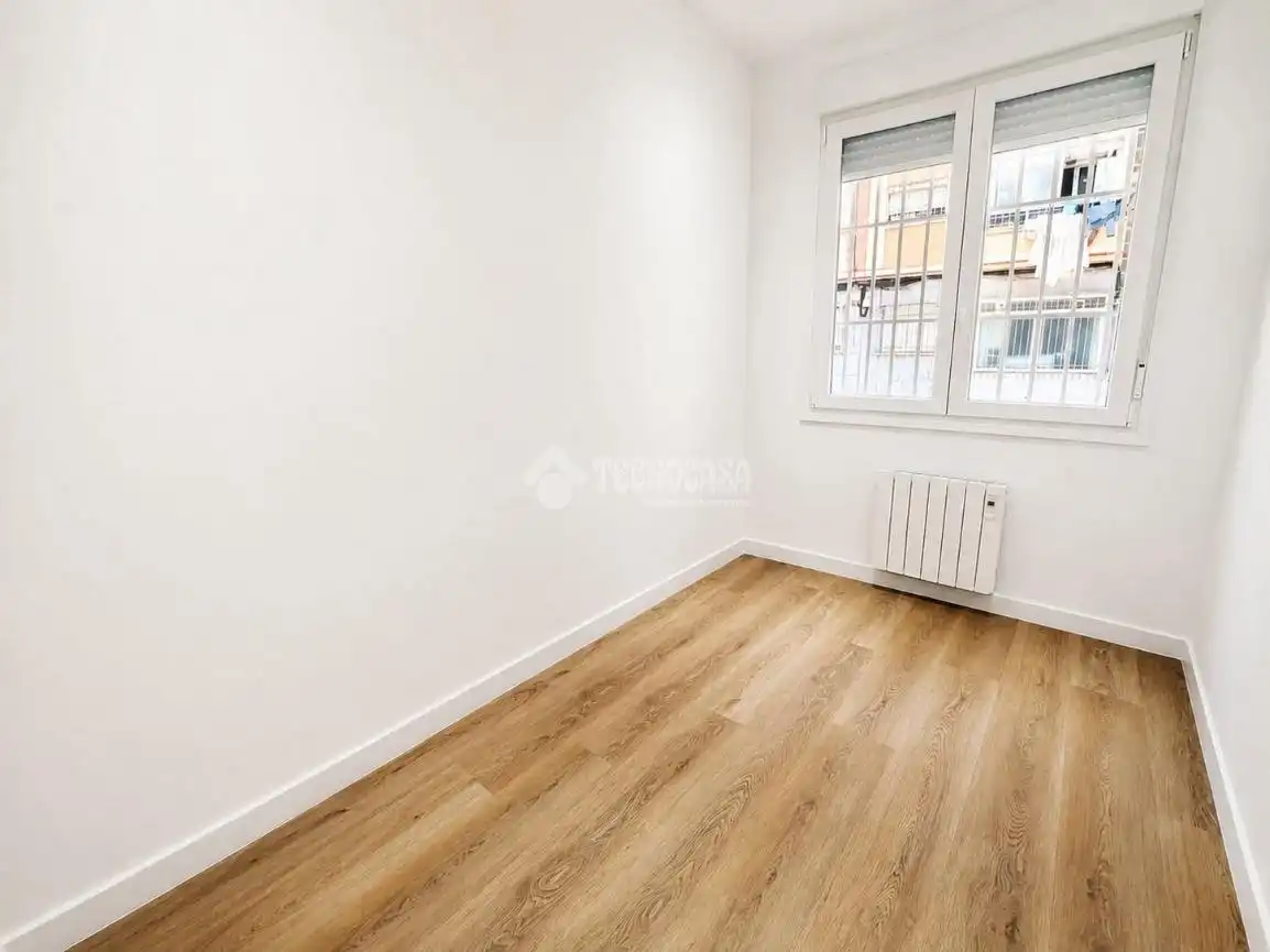 Bedroom of Flat for sale in Madrid  with Heating