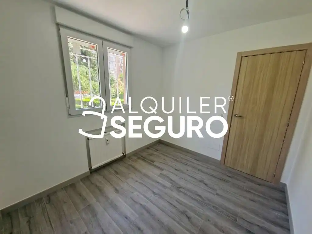 Bedroom of Flat for rent in Fuenlabrada  with Heating and Terrace