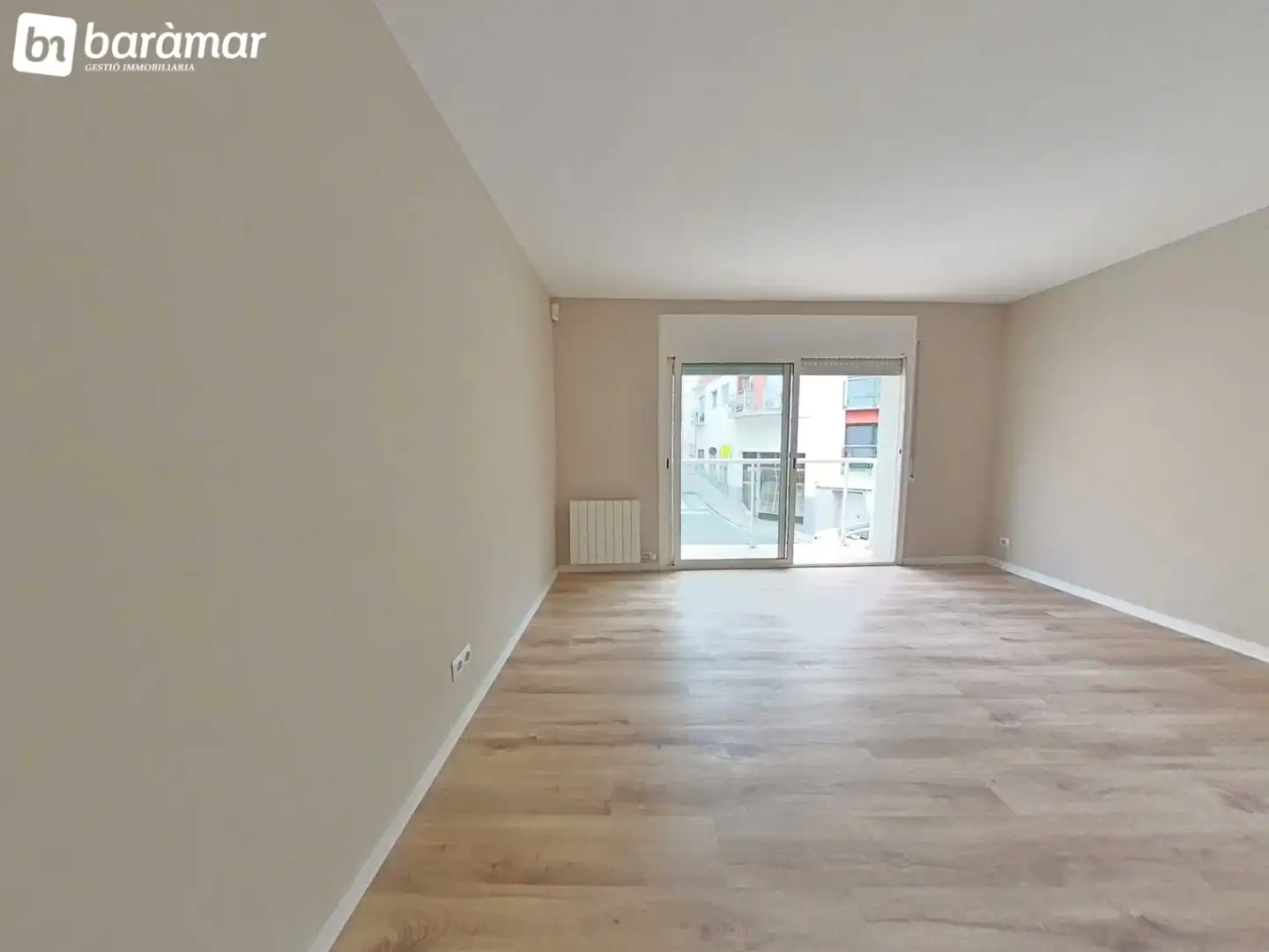Living room of Flat for sale in Sant Pere de Ribes  with Heating, Parquet flooring and Terrace